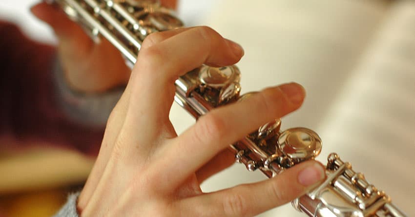 SANATIN DİLİ MÜZİK KURSU