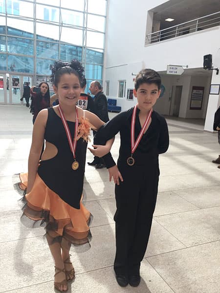 Emir Kaya Dans Okulu - 17. Fotoğraf Emir Kaya Dans Okulu - 17. Fotoğraf