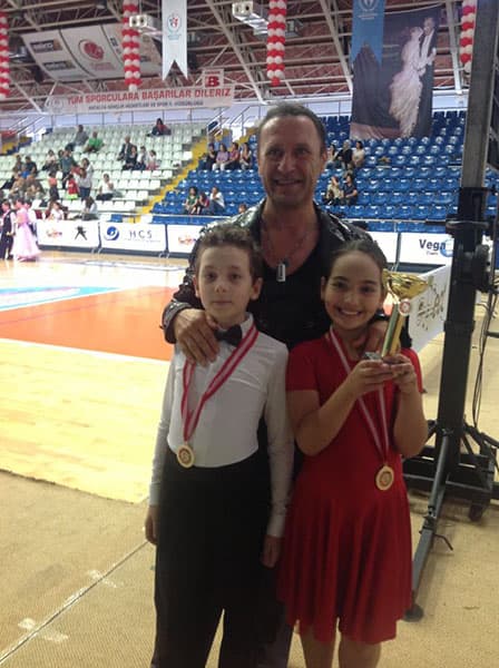 Emir Kaya Dans Okulu - 21. Fotoğraf Emir Kaya Dans Okulu - 21. Fotoğraf