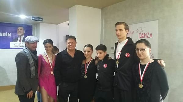 Emir Kaya Dans Okulu - 43. Fotoğraf Emir Kaya Dans Okulu - 43. Fotoğraf