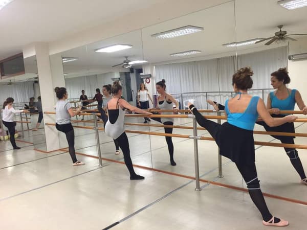 Kent Dans Bale Okulu - 8. Fotoğraf Kent Dans Bale Okulu - 8. Fotoğraf