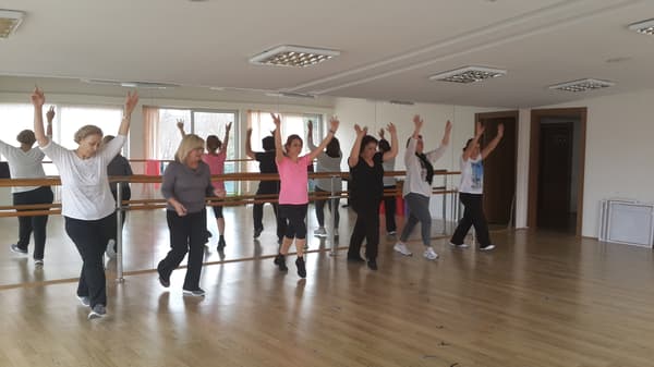 Mürüvvet Line Dance - 3. Fotoğraf