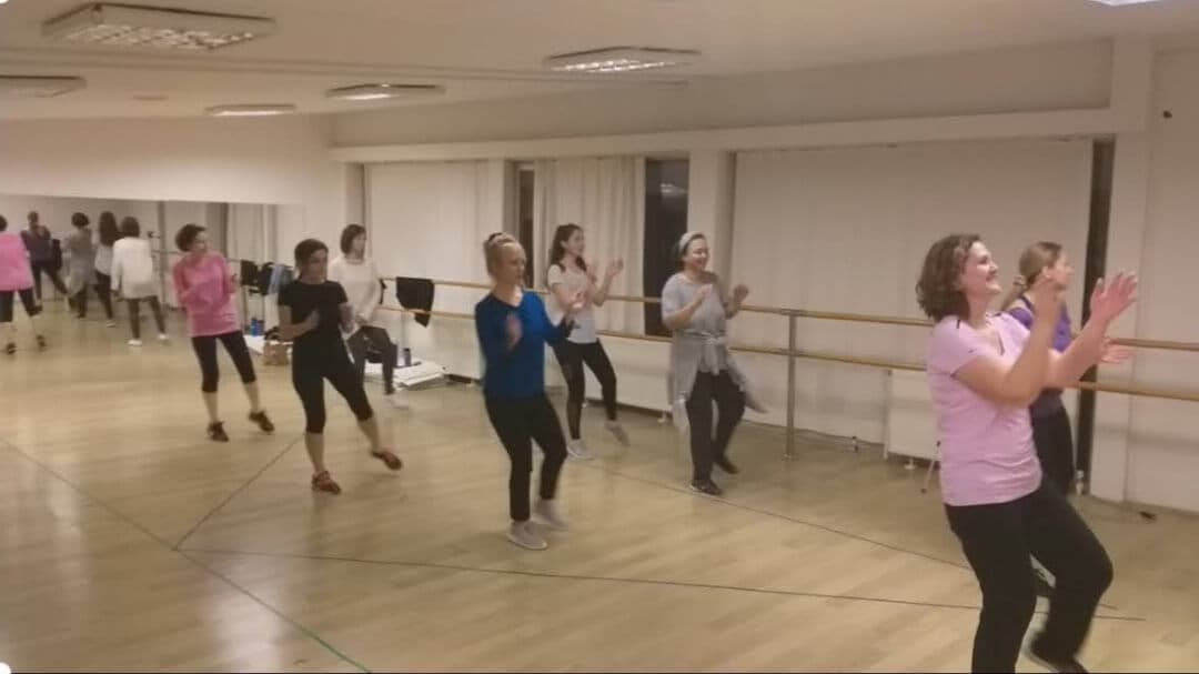 Mürüvvet Line Dance - Yıldız - Hoşdere Zumba - 2. Fotoğraf
