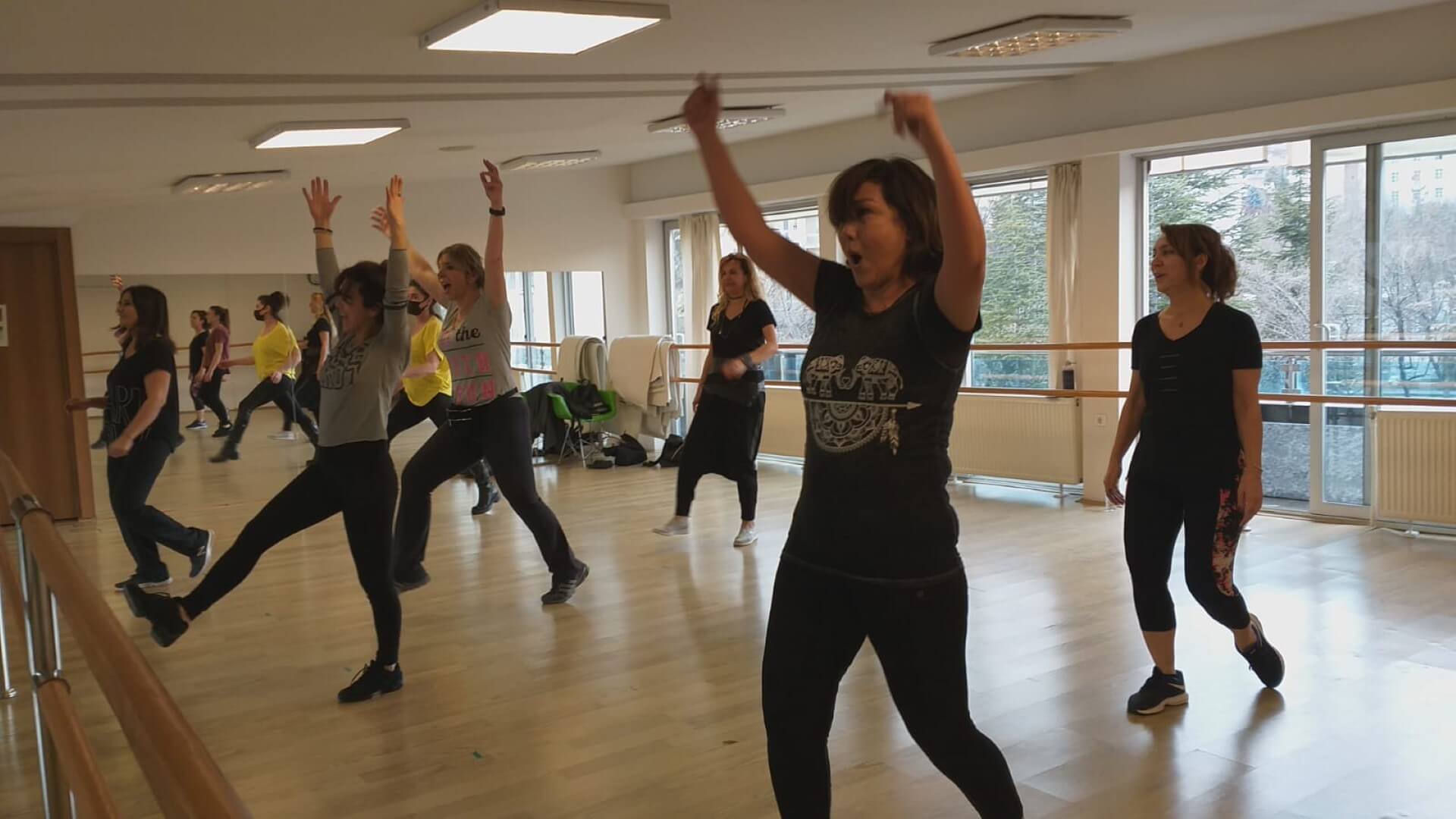 Mürüvvet Line Dance - Yıldız - Hoşdere Zumba - 3. Fotoğraf