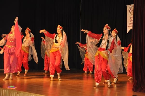 Armoni Dans ve Müzik Akademi - 5. Fotoğraf Armoni Dans ve Müzik Akademi - 5. Fotoğraf