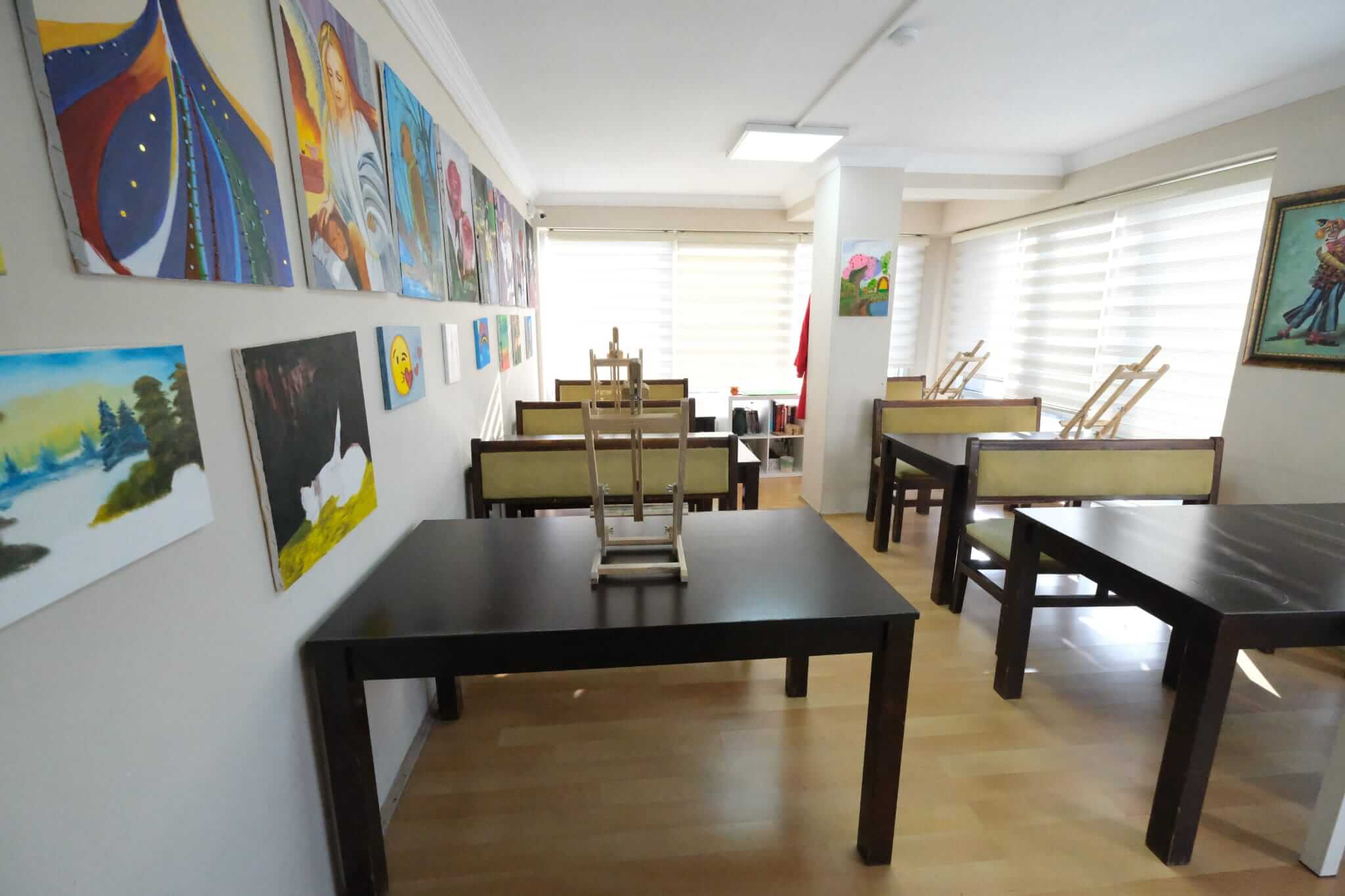 Demiurk Sanat Akademi