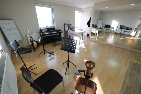 Demiurk Sanat Akademi - 18. Fotoğraf Demiurk Sanat Akademi - 18. Fotoğraf