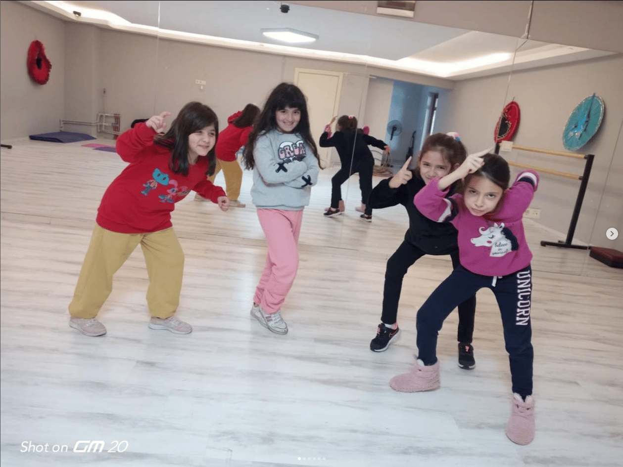 Broadway Sanat Akademi - Yenimahalle Pop Dans Kursu - 2. Fotoğraf