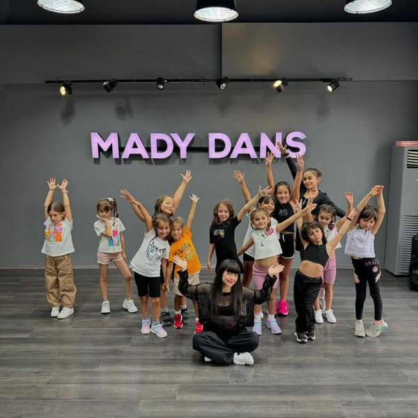 Mady Dans ve Bale - 13. Fotoğraf