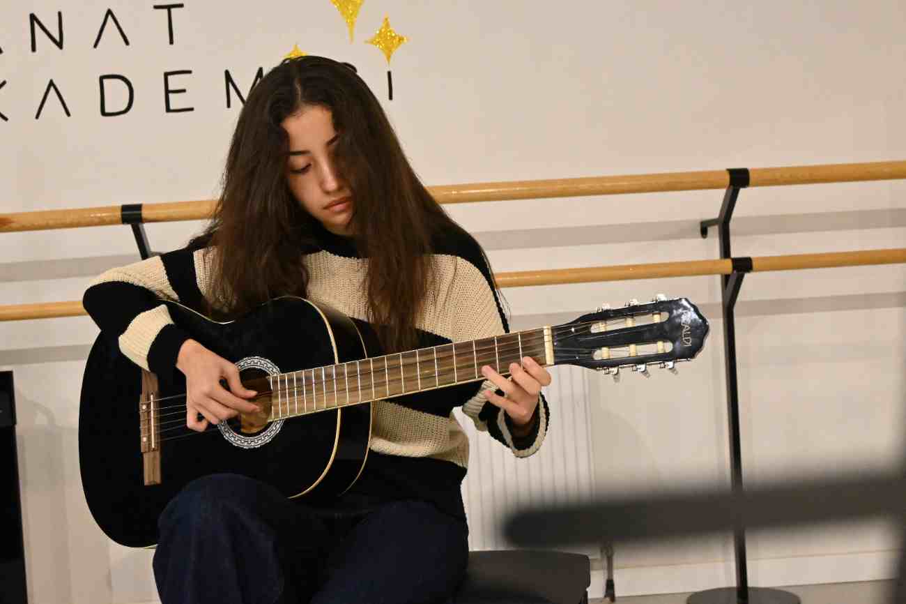 Lamia Dans ve Sanat Akademi - Yenimahalle Pop Dans Kursu - 4. Fotoğraf