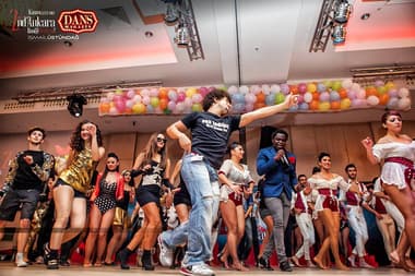 Crypto Dans Stüdyosu