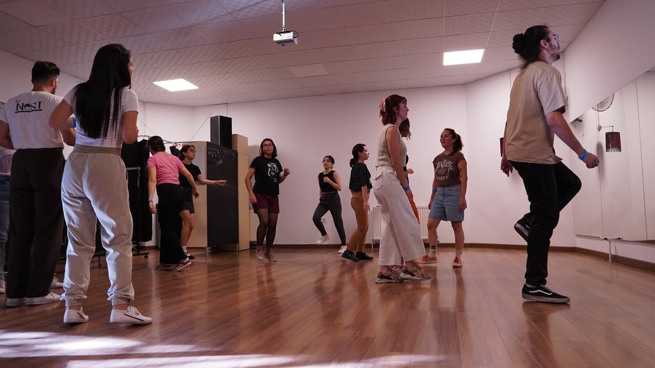 Lindy Hop Company  - 3. Fotoğraf